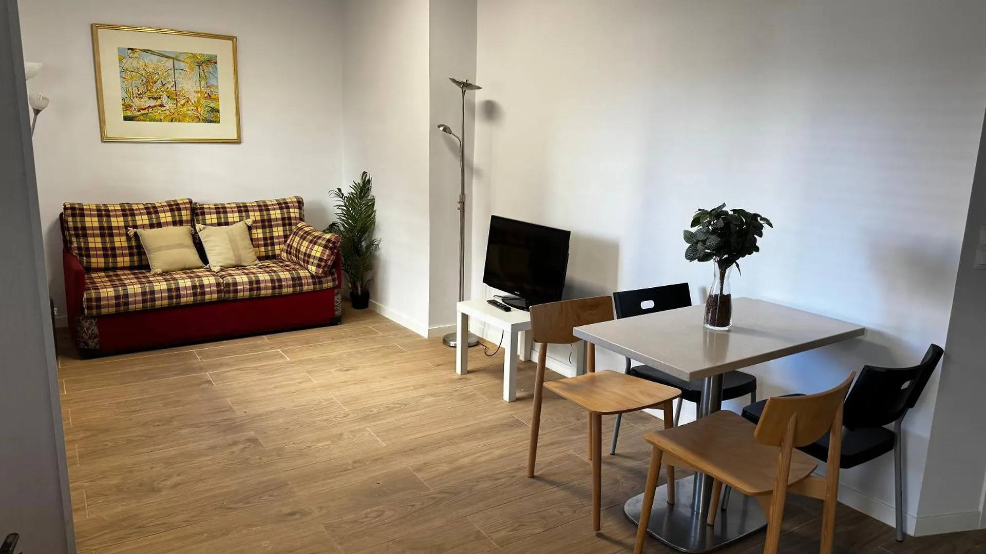 Exyca Castellana Apartment Madrid Spain