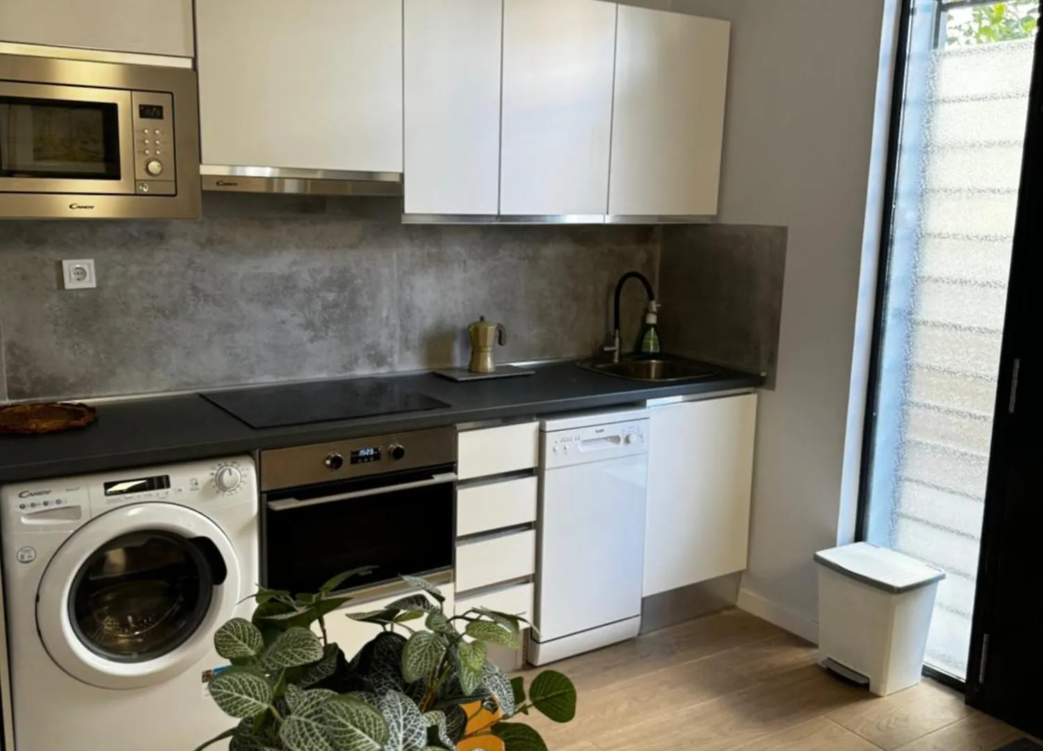 Exyca Castellana Apartment Madrid Spain